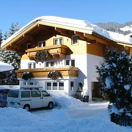 Glemmy Appartements Viehhofen Exterior foto